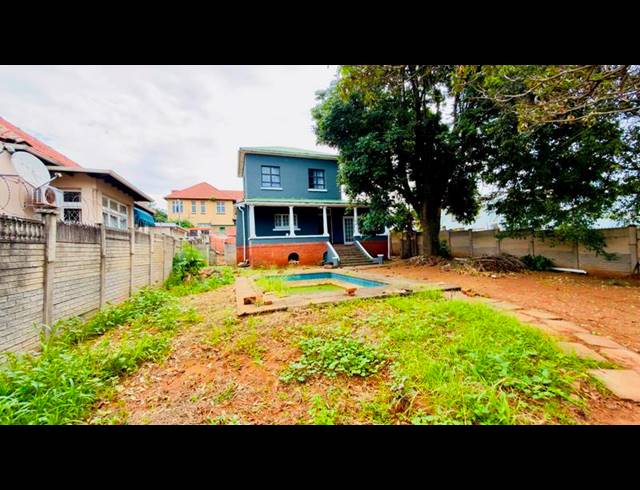 5 BEDROOM HOUSE FOR SALE IN UMBILO